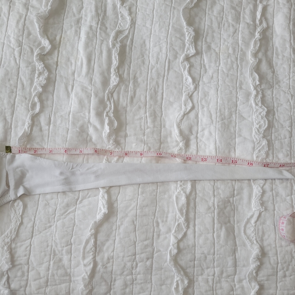 BECCA High Neck Crochet Floral Lace Bikini Top L EUC White Halter - Picture 10 of 10